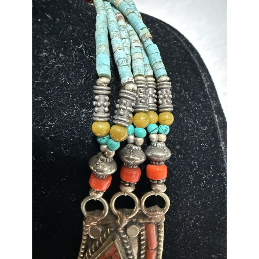 Vintage Design Tibetan Handmade Necklace With Turquoise Copal & Coral Stone - Picture 4 of 10